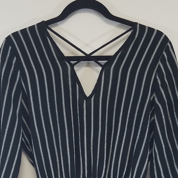Rags to Wishes | Black white pinstripe Romper | L - Picture 6 of 8